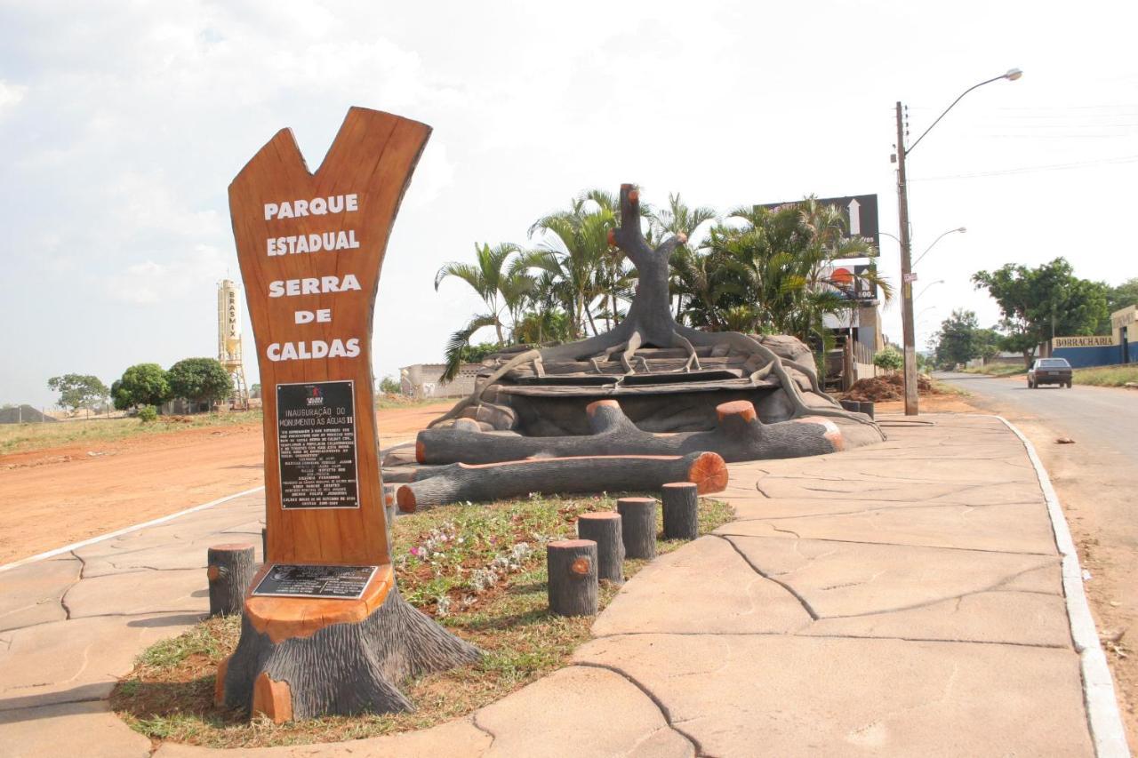 Lacqua Diroma Hotel Com Parque Aquatico 24 Horas Caldas Novas Luaran gambar