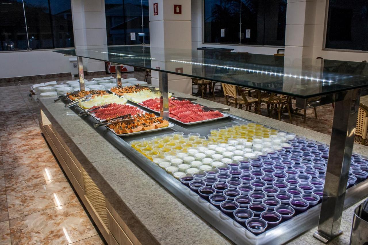Lacqua Diroma Hotel Com Parque Aquatico 24 Horas Caldas Novas Luaran gambar